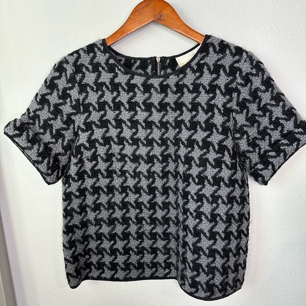 Thread Social 100% Wool Short Sleeve Sweater Medium